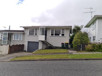 3B Summit Road, Fairfield, Lower Hutt