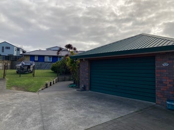 215 Grandview Road, Grandview Heights, Hamilton