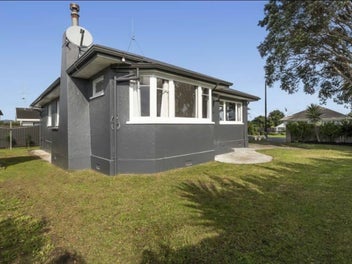2A Bell Street, Judea, Tauranga