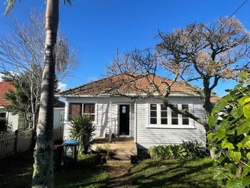 26 Sunny Brae Crescent, Westmere, Auckland