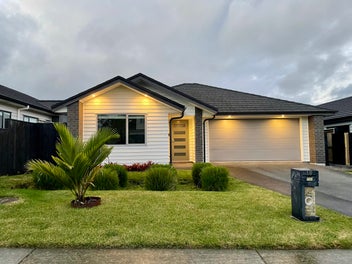 19 Papa Orchard Drive, Kumeu