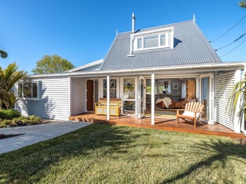 46 Mako Street, Oneroa, Waiheke Island