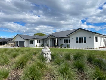 254 Meeanee Road, Meeanee, Napier