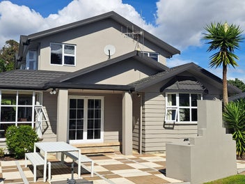 52 John F Kennedy Drive, Milson, Palmerston North
