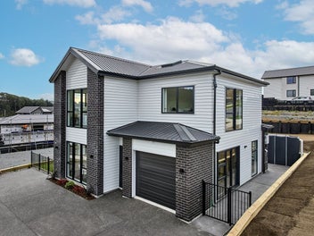 69 Holystone Road, Whitby, Porirua