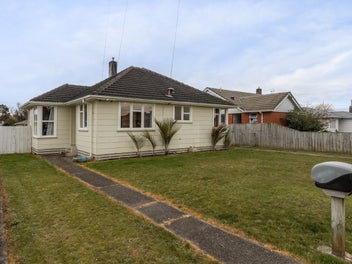 5 Clyde Street, Levin, Levin