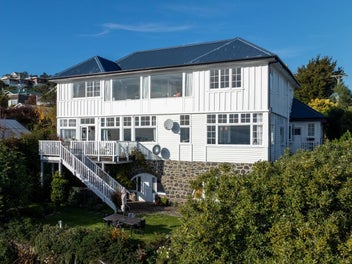 117 Hackthorne Road, Cashmere, Christchurch