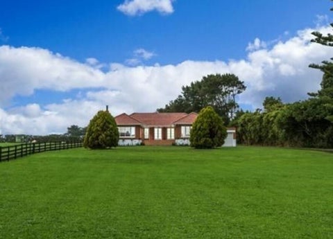 37A Taurangaruru Road, Waiuku, Waiuku