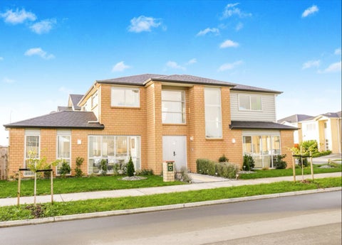 7 Moville Drive, Flat Bush, Auckland