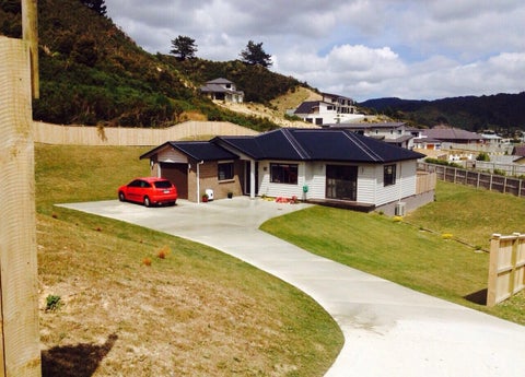 46C Castlerea ST, Wainuiomata, WAINUIOMATA