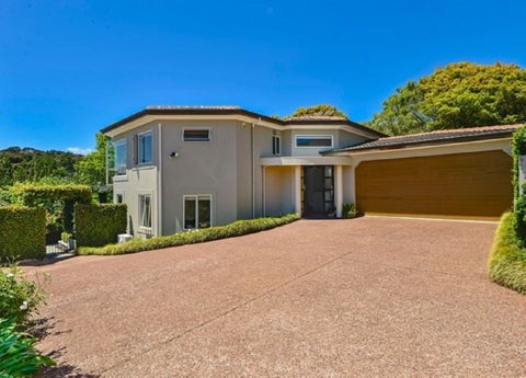 2/85 Island Bay Road, Beach Haven, Auckland
