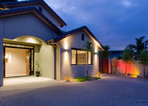 8 Contour Avenue, Pyes Pa, Tauranga