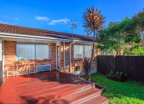 2/43 Abbotts Way, Remuera, Auckland
