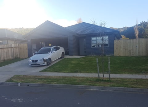 7 Poppy Watts Grove, Stokes Valley, Lower Hutt
