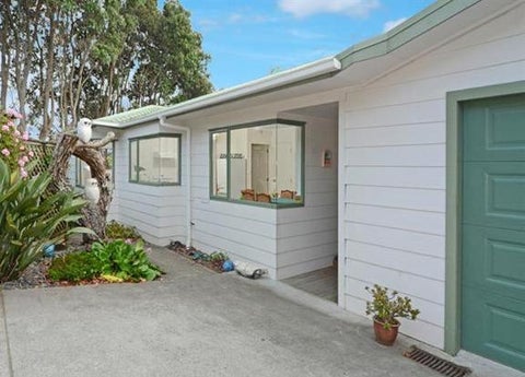 2/39 Powrie Street, Glenfield, Auckland