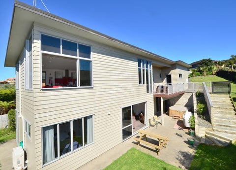 8 Rivervale Grove, Stanmore Bay, Whangaparaoa