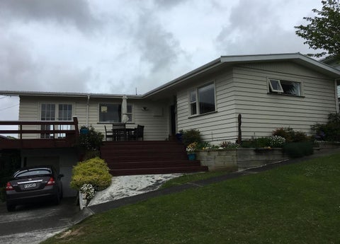 15 Vista Grove, Kelson, Lower Hutt
