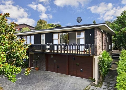 17 John Downs Drive, Browns Bay, Auckland