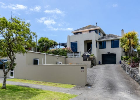 49 Paynters Avenue, Strandon, New Plymouth