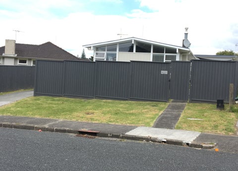 65 Fairclough Road, Beach Haven, Auckland