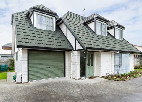 2/76 Trafalgar Street, Waterloo, Lower Hutt