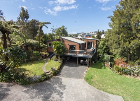 112 Chevron Crescent, Whangamata