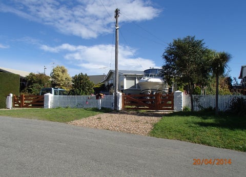 51 Batten Grove, The Pines Beach, The Pines Beach
