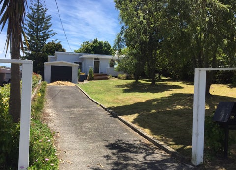 89 Matipo Road, Te Atatu Peninsula, Auckland