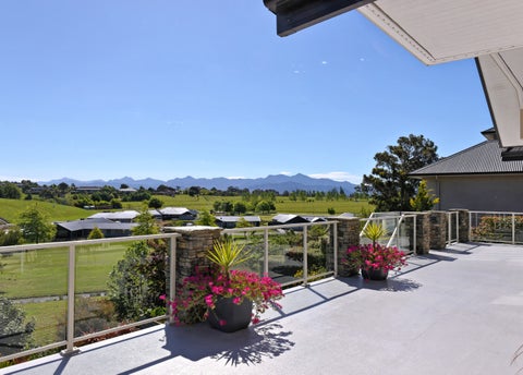 20 Pine Hill Rise, Blenheim