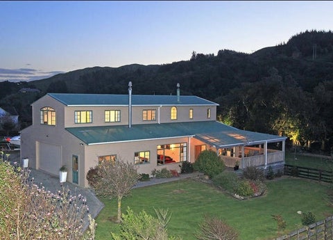 222 Valley Road, Paraparaumu