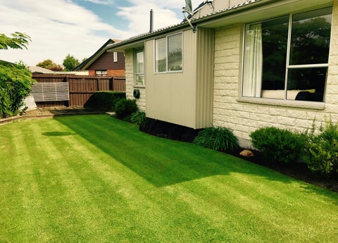2/4 Langham Place, Redwood, Christchurch