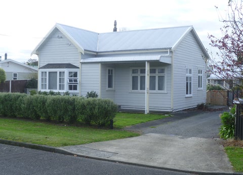 10 Philip Street, Carterton
