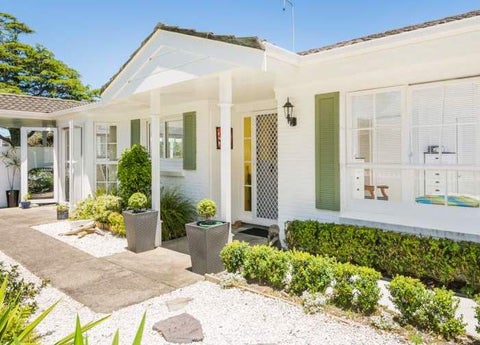 2/9 Stanley Avenue, Milford, Auckland