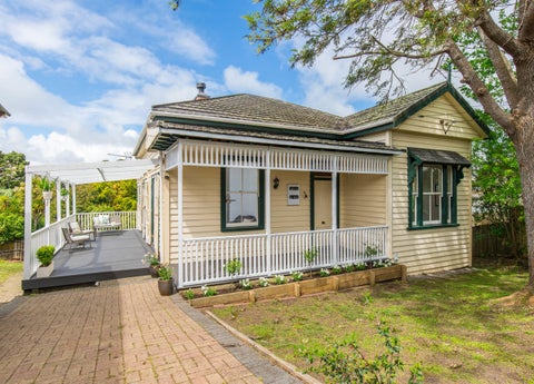 102 Onewa Road, Northcote, Auckland