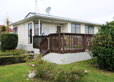 51 Manuroa Road, Takanini