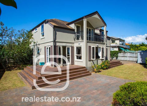 28 Fearnley Grove, Albany, Auckland