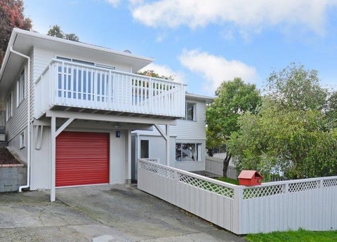 18 Gainsborough Grove, Belmont, Lower Hutt