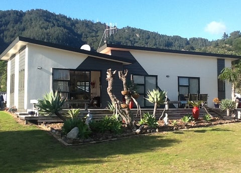 3 Conqueror Rise, Pauanui