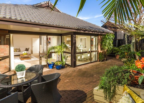 5/1 Penzance Road, Mairangi Bay, Auckland