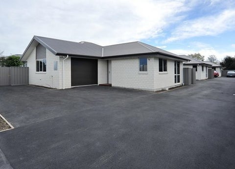 1/407 Main North Road, Redwood, Christchurch