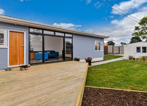 1/49 Tramway Road, Beach Haven, Auckland
