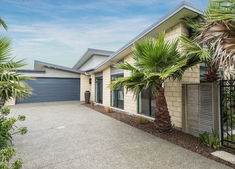 35 Bottle Lake Drive, Parklands, Christchurch