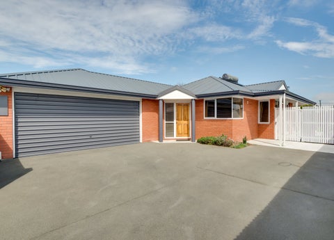 207A MAIN NORTH ROAD, Redwood, Christchurch