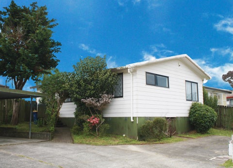 1/239 Waitemata Drive, Ranui, Auckland