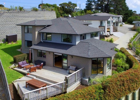 2 Viridian Lane, Greenhithe, Auckland