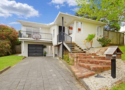 14 Dakota Avenue, Beach Haven, Auckland