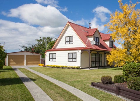 6 Ruskin Place, Leamington, Cambridge