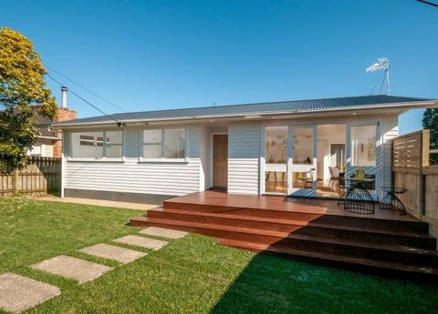 114 Lancaster Road, Beach Haven, Auckland
