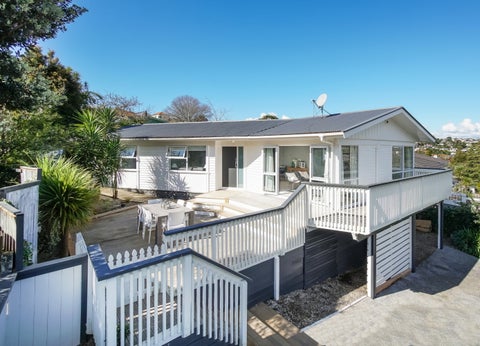 93 Monarch Avenue, Hillcrest, Auckland