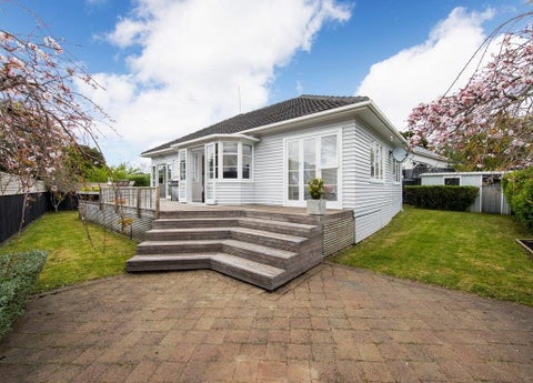 67A Premier Avenue, Point Chevalier, Auckland